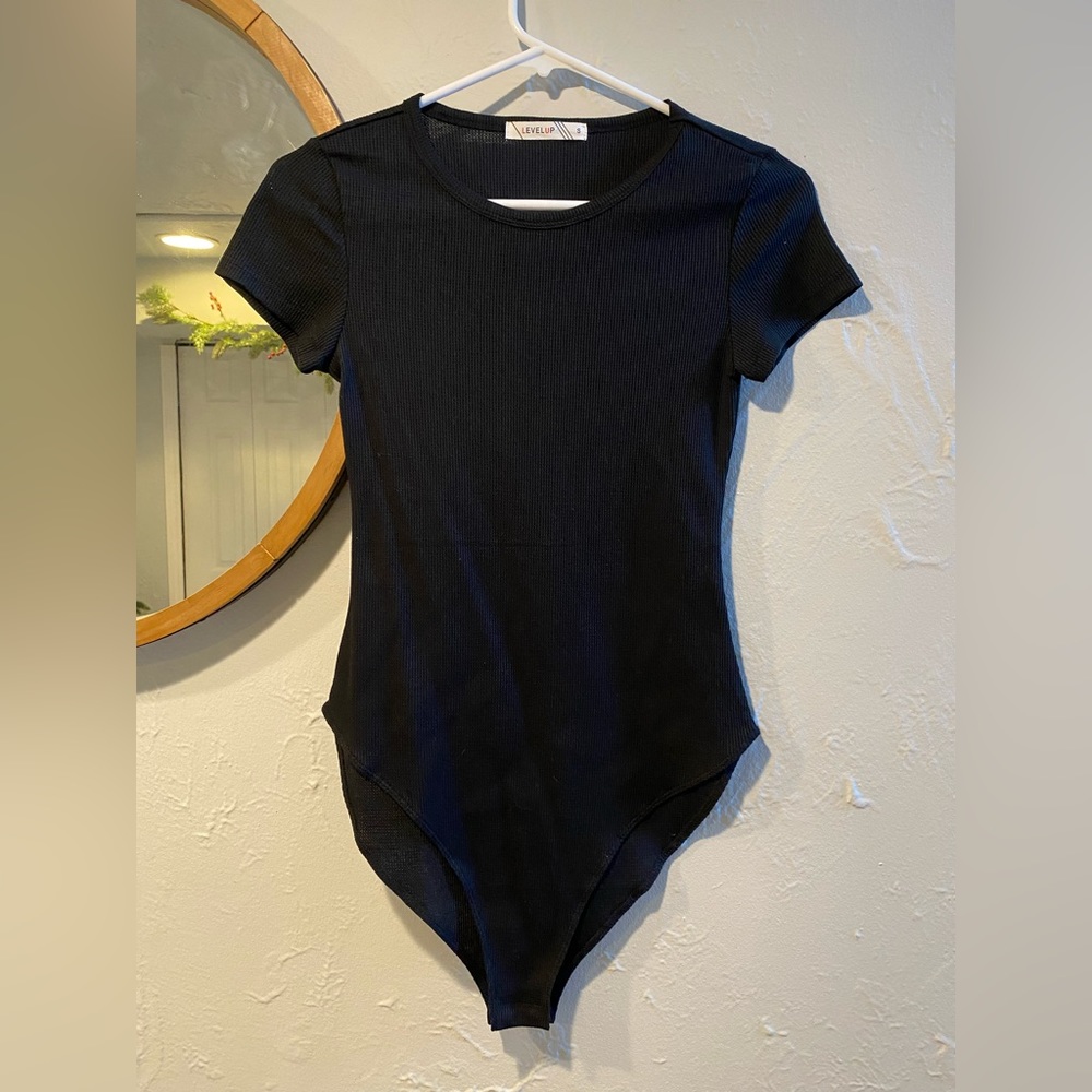 Level Up NWOT Black Ribbed Short Sleeves Bodysuit